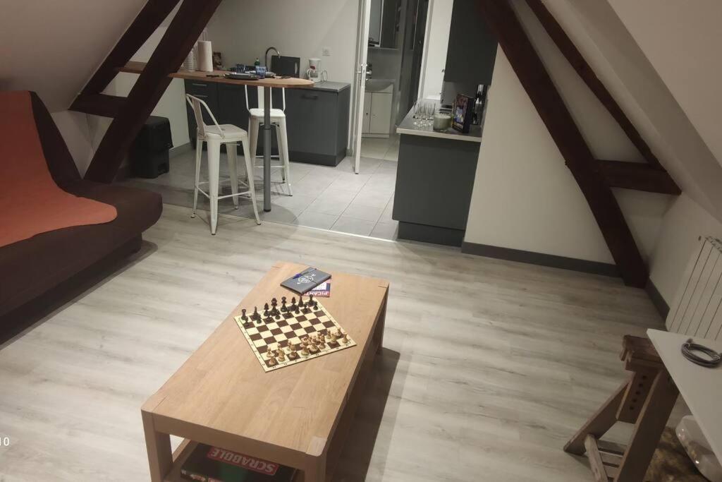 Appartement De Charme La Croix-Saint-Ouen Eksteriør bilde
